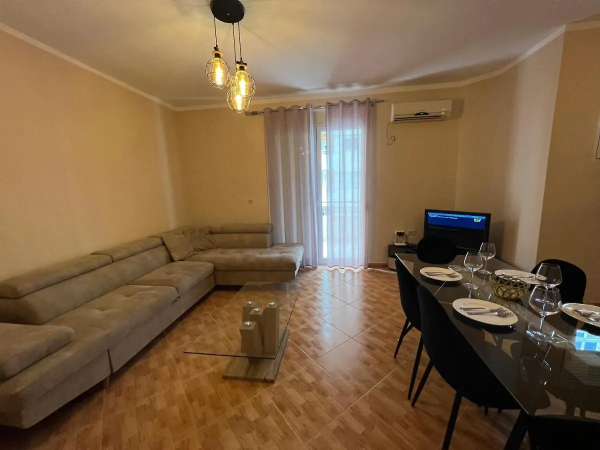 Cc Apartment Vlore 0*,