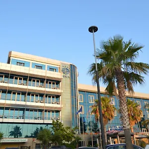 International Hotell